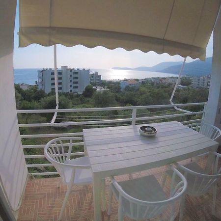 Villa Goxhi Borsh Esterno foto