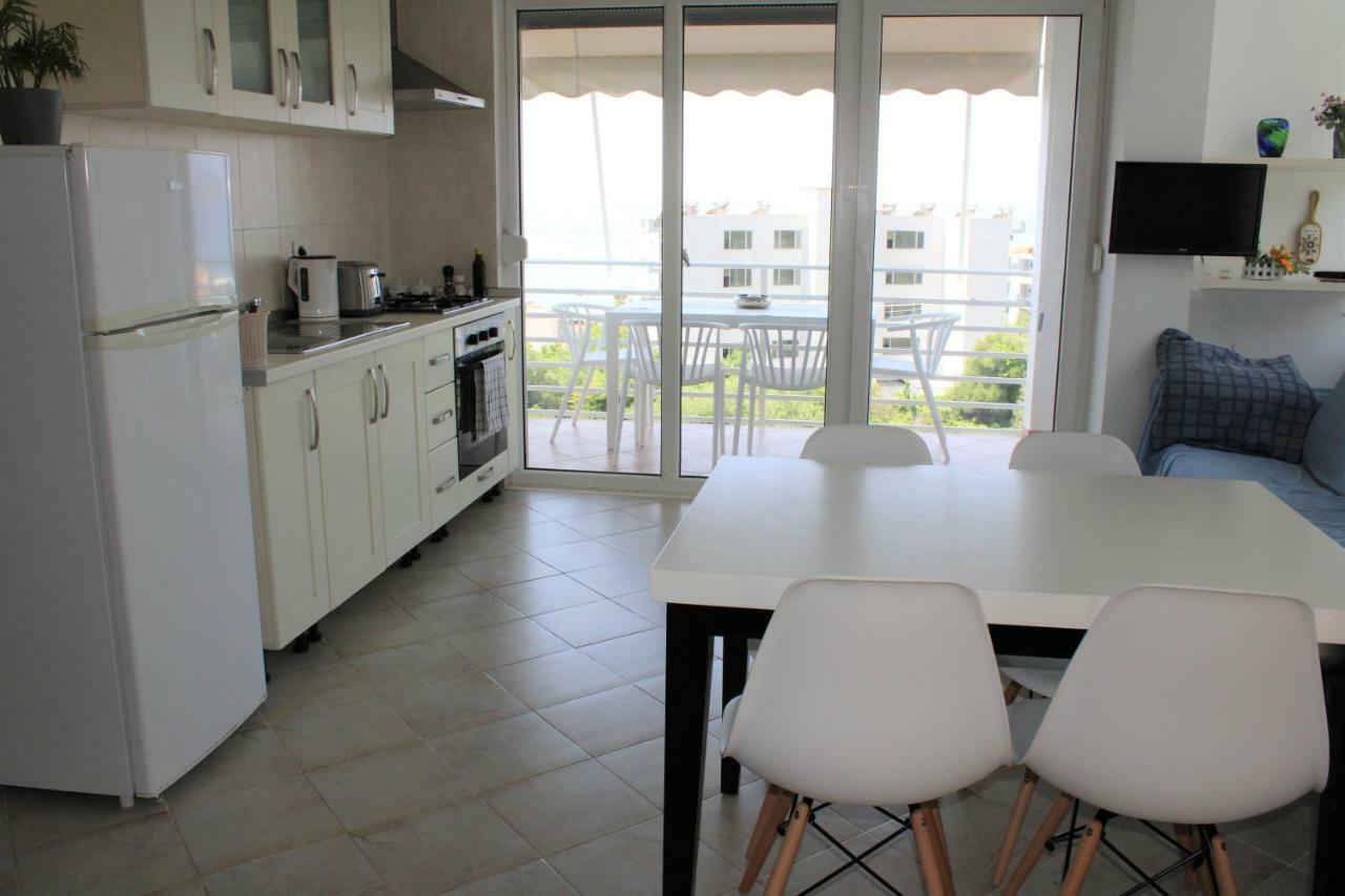 Villa Goxhi Borsh Esterno foto