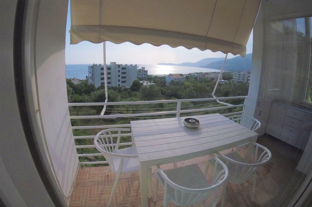 Villa Goxhi Borsh Esterno foto
